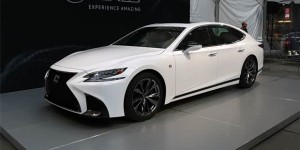 3.5T V6 雷克萨斯LS 500 F Spor亮相纽约车展
